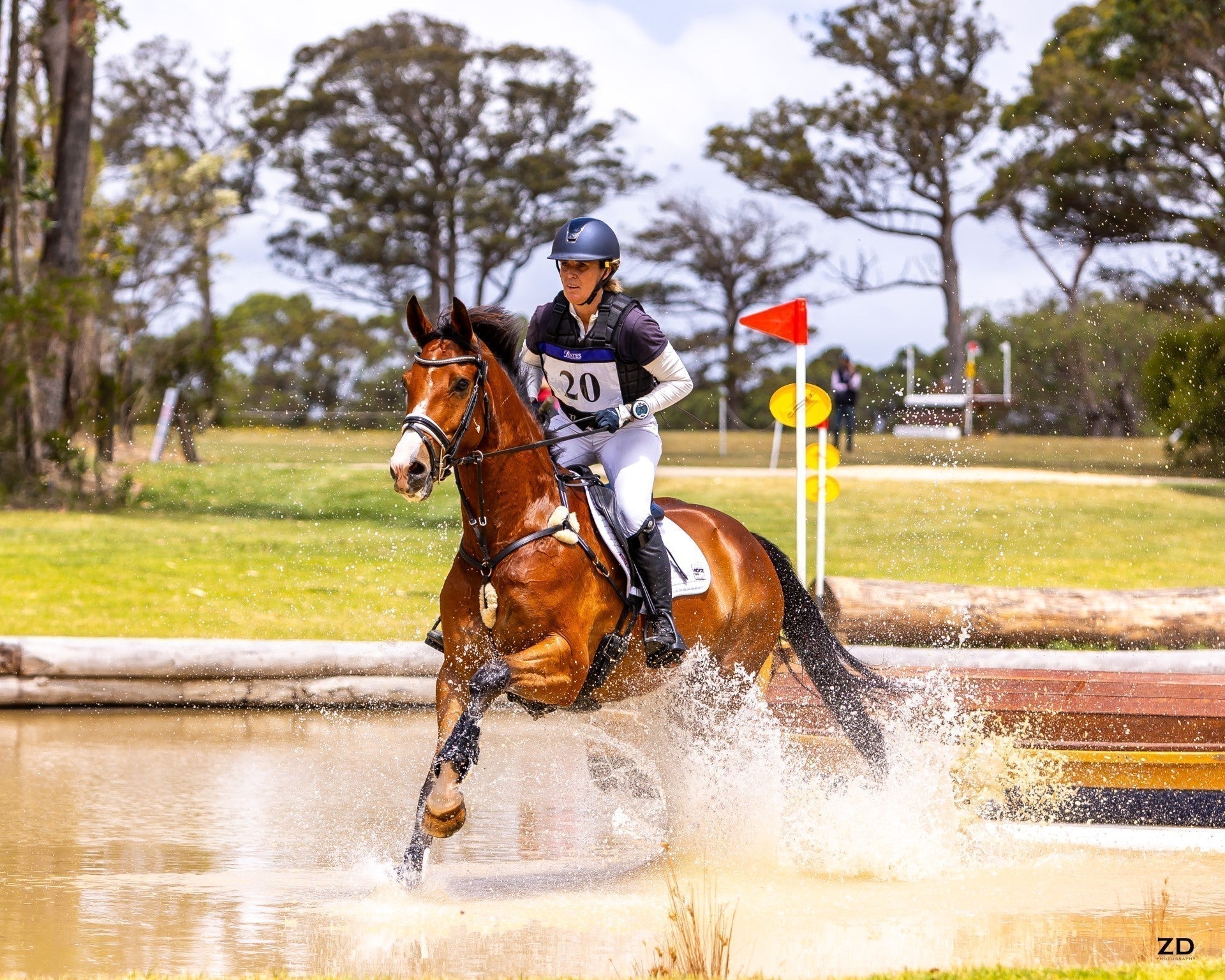 Niki Rose: a motherhood shaped by horses
