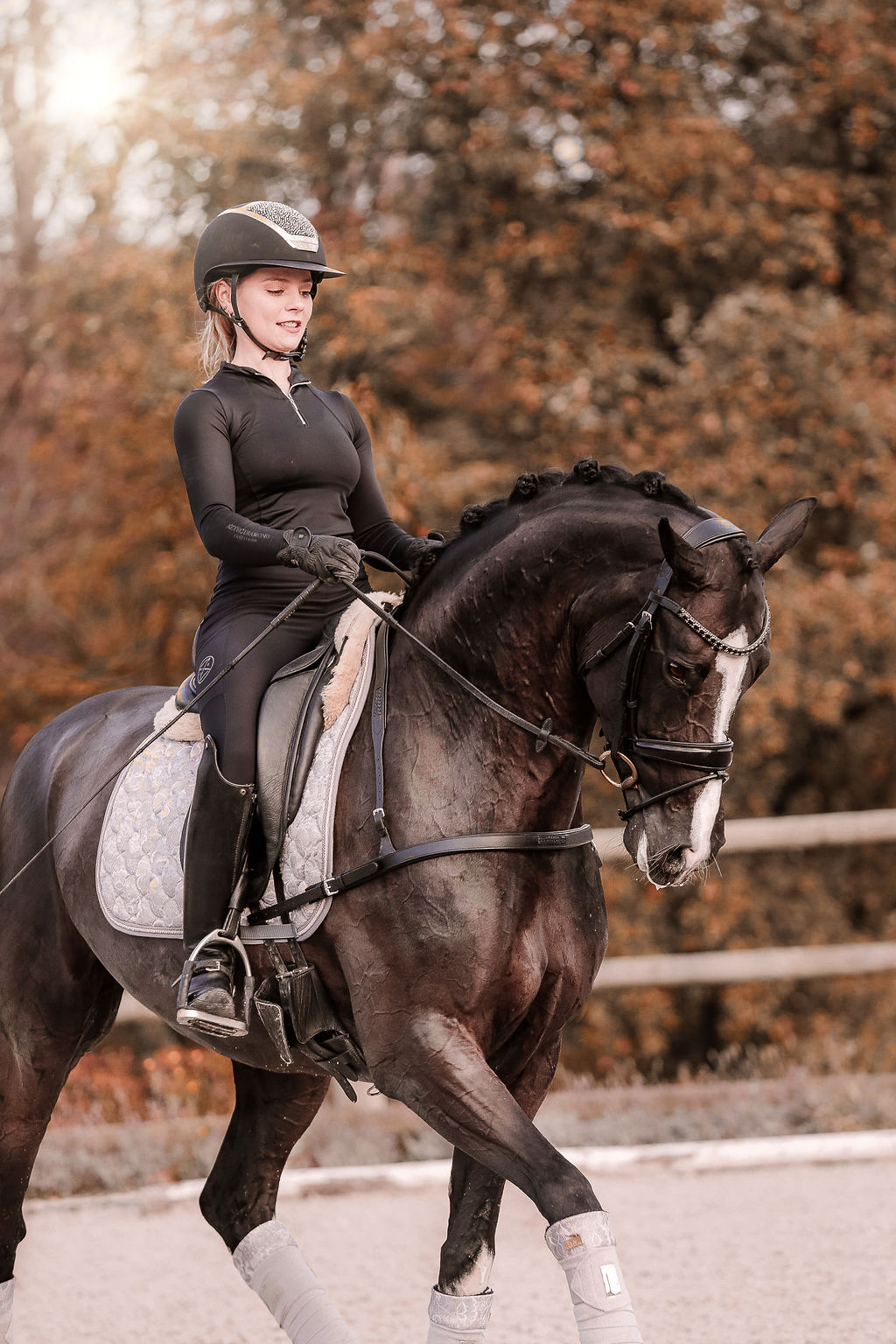 'Alicia' dressage breastplate - black - Lumiere Equestrian
