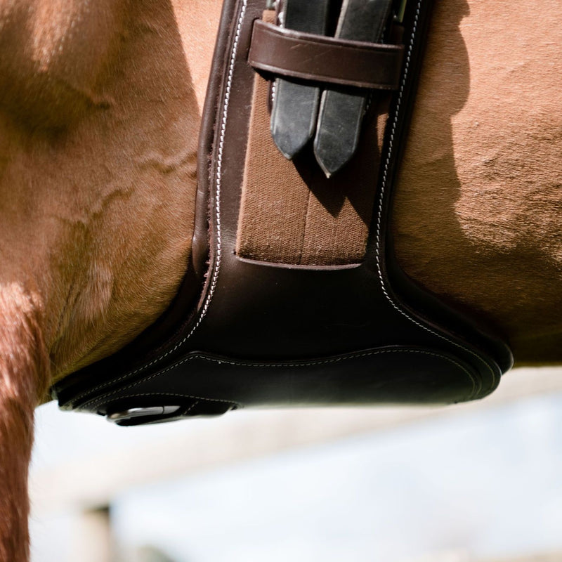 Short stud girth - Lumiere Equestrian