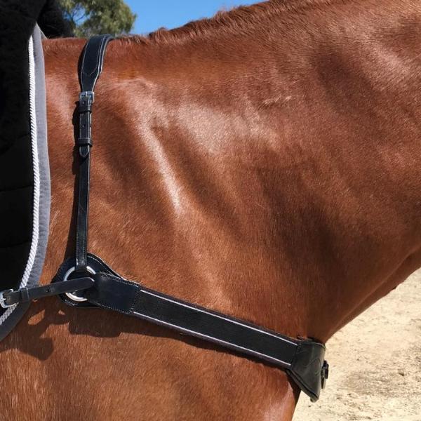 ‘Vida' Italian leather bridge breastplate - black - Lumiere Equestrian
